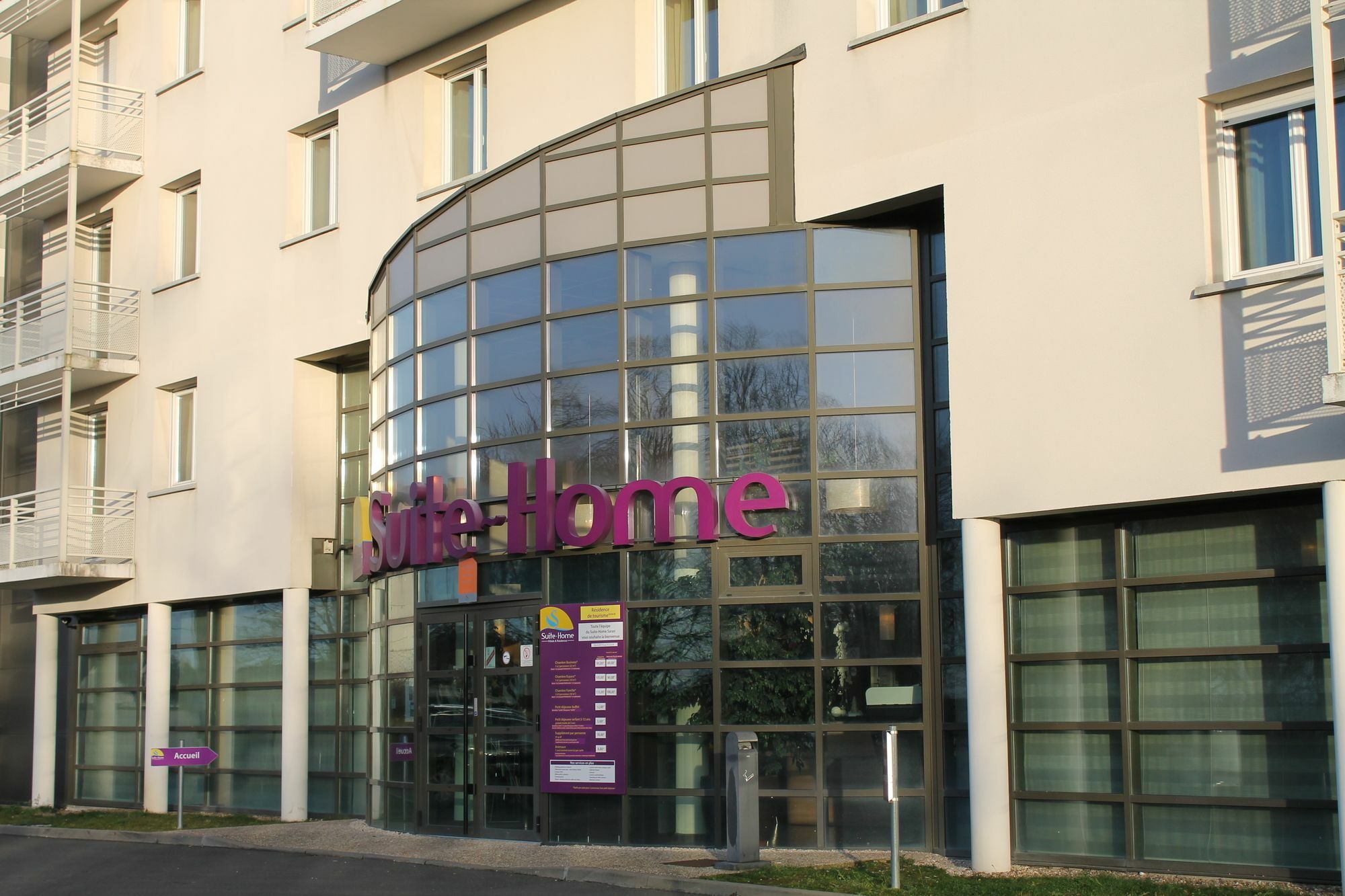 Suite-Home Orléans-Saran Exterior foto